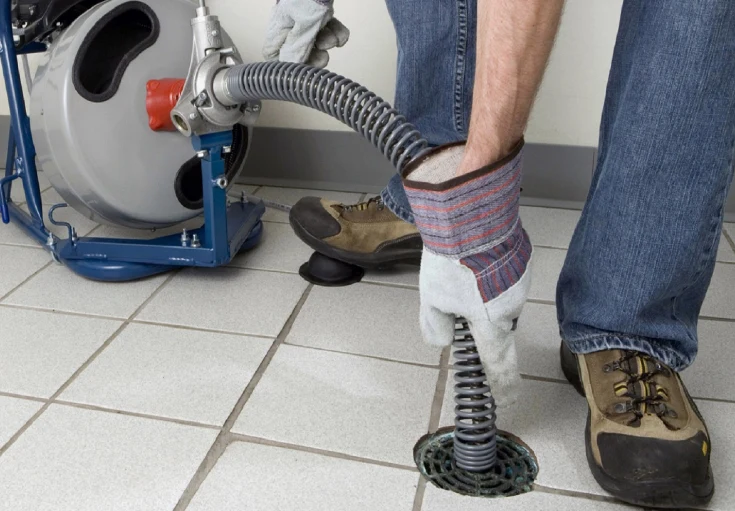 Drain-Cleaner-Service